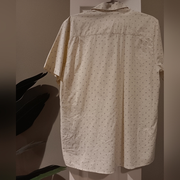 VOLCOM button down - Picture 8 of 9